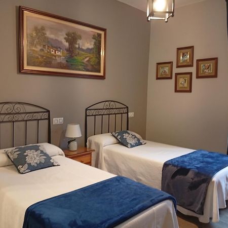 גיחון Hospedaje Don Pelayo מראה חיצוני תמונה